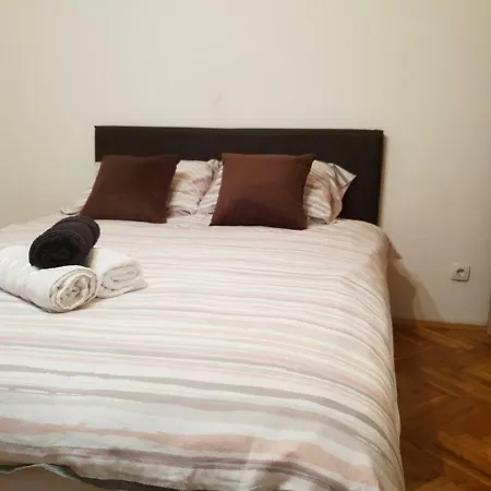 Apartment N1